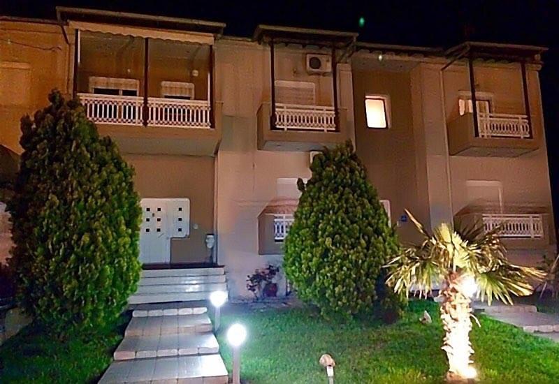Hotel-Apartments La Strada Tycherón Екстериор снимка